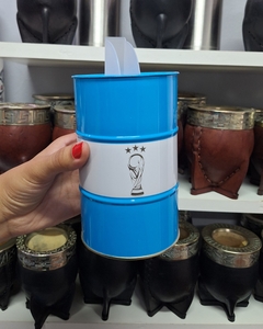 Juego de latas "argentina" (Yerbera y azucarera) na internet