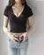 Cropped Feminino com Decote V – Perfeita para o dia a dia na internet