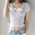 Imagem do Cropped Feminino com Decote V – Perfeita para o dia a dia