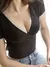 Cropped Feminino com Decote V – Perfeita para o dia a dia - loja online