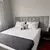 Cabeceira De Cama Decorativa Estofada Adesiva Cama De Casal Solteiro Completa - comprar online