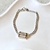 Pulsera Calu en internet