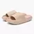 Sandálias Gold ergonômicas feitas de plástico
