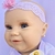 A Bebê Reborn Maddie encanta com seu rostinho alegre e expressão doce, que transmite a pureza e a alegria de um verdadeiro bebê.