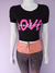Cropped "Love" na internet