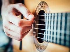 Banner de la categoría GUITARRAS CLASICAS CRIOLLAS