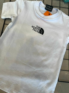 Camiseta The North Face Mickey Branca - comprar online