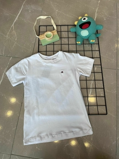 Camiseta Tommy Hilfiger Branca - comprar online