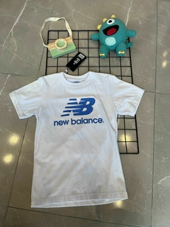 Camiseta New Balance - comprar online