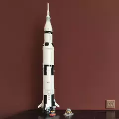 LEGO 92176 Saturno V Apollo - NASA na internet