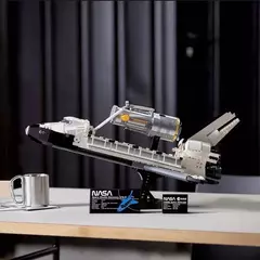 LEGO Creator Expert NASA Space Shuttle Discovery 10283 na internet