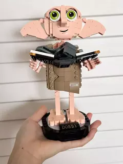 LEGO 76421 Harry Potter Dobby o Elfo de Casa 403 peças