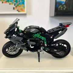 LEGO Set Technic 42170 Motocicleta Kawasaki Ninja H2R 643 peças
