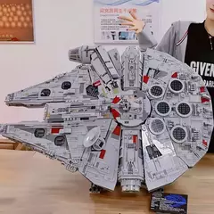 LEGO Star Wars Millennium Falcon 75192 - comprar online