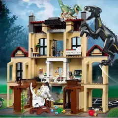 Lego Jurassic World - Indoraptor em Fúria No Estado de Lockwood 75930
