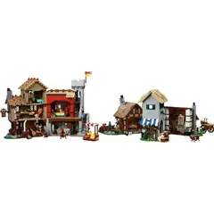 LEGO Icons - 10332 Praça da Cidade Medieval 3304 peças - Bloco Mundo