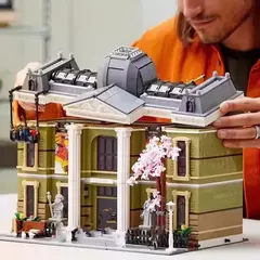 Lego Icons - Museu de História Natural - comprar online