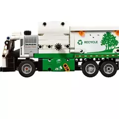 LEGO 42167 Technic Caminhão do Lixo Mack LR Electric - comprar online