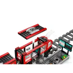 Imagem do LEGO 60423 City Trains Bonde e Estação do Centro da Cidade
