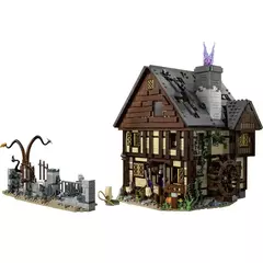 Imagem do LEGO 21341 LEGO Ideas Disney Três Bruxas Loucas A Casa de Cam