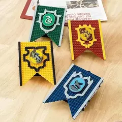 LEGO Harry Potter 76409 Banner da Casa Grifinória 285 peças - comprar online