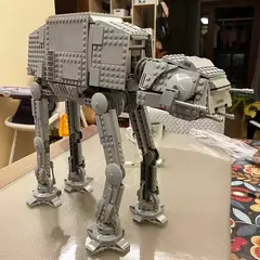 Kit De Construção Lego Star Wars At-at 75288 Com 6 Minifigure - Bloco Mundo