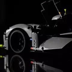 LEGO 42156 Technic – PEUGEOT 9X8 24H Le Mans Hybrid Hypercar Motorsport - Bloco Mundo