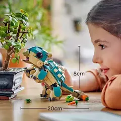 Imagem do LEGO Jurassic World Bebê Bolota Anquilossauro
