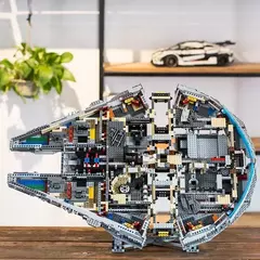 LEGO Star Wars Millennium Falcon 75192