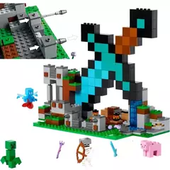 LEGO Minecraft 21244 O Posto Avançado da Espada 427 Peças