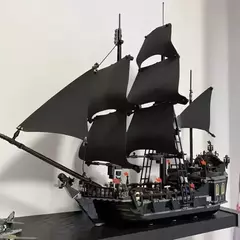 Piratas do Caribe O Pérola Negra 804PCS com 6 figuras Navio de Guerra - Bloco Mundo
