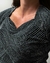 REMERA ESCOTE CORAZÓN CON DETALLES EN PLATA en internet