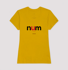 NUM – Camiseta Algodão 30.1 (Cores Claras – Masculina e Feminina) - loja online