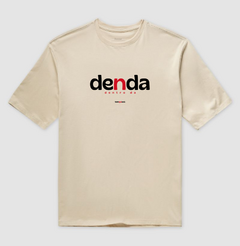 DENDA – Camiseta Oversized Unissex (Off White e Areia)
