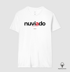 NUVIADO – Camiseta Algodão Peruano (Branca – Masculina e Feminina) - Tem Qui Usá