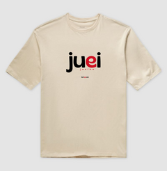 JUEI – Camiseta Oversized Unissex (Off White e Areia)