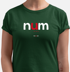 NUM – Camiseta Algodão 30.1 (Cores Escuras – Masculina e Feminina) - loja online