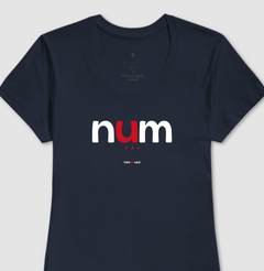 Imagem do NUM – Camiseta Algodão 30.1 (Cores Escuras – Masculina e Feminina)