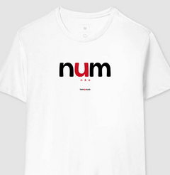 Imagem do NUM – Camiseta Algodão 30.1 (Cores Claras – Masculina e Feminina)