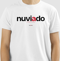 NUVIADO – Camiseta Algodão 30.1 (Cores Claras – Masculina e Feminina)