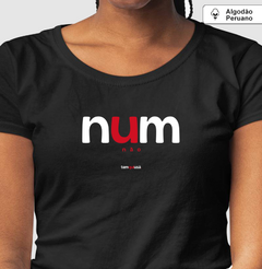 Imagem do NUM – Camiseta Algodão Peruano (Cores Escuras – Masculina e Feminina)