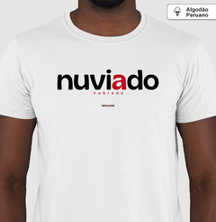 NUVIADO – Camiseta Algodão Peruano (Branca – Masculina e Feminina)