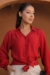 Blusa Lisa com Laço na cintura