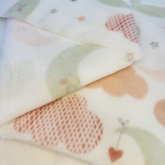 Cobertor Plush Nuvem e Lua Rosa na internet