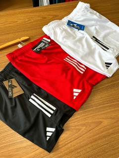 Short Ad Básico - 3 listras Dry Fit - comprar online