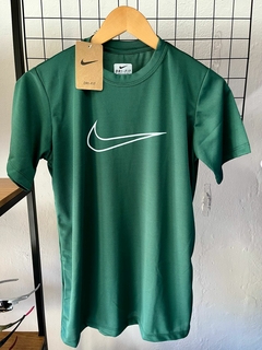 Camisa Nk Vazado - Dry Fit - Donville Comércio Varejista Ltda