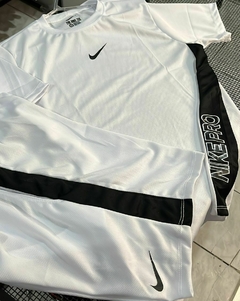 Conjunto Nk Pro Com Tala Lateral - Dry Fit na internet