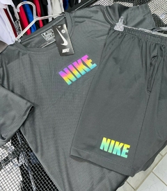 Imagem do Conjunto Nk Big Holográfico - Dry Fit