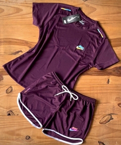 Conjunto Nk Femme - Dry Fit - comprar online