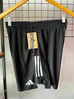 Short Ad Básico - 3 listras Dry Fit na internet